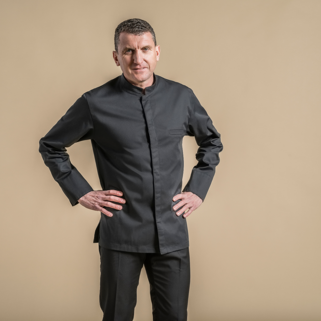 Veste de cuisine Clement Design MANTOVA noire clementdesign